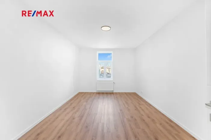 Pronájem bytu 1+1, Praha - Žižkov, Na mokřině, 41 m2