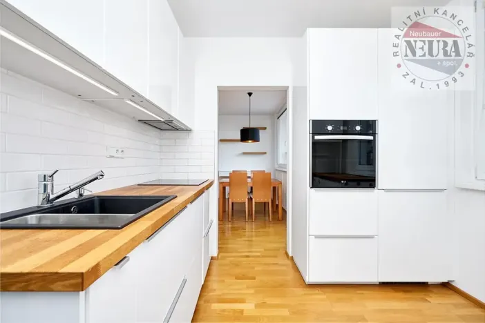 Pronájem bytu 3+1, Praha - Hlubočepy, Grussova, 72 m2