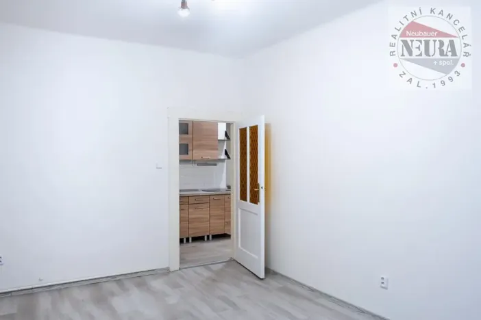 Pronájem bytu 2+kk, Praha - Nusle, Zdaru, 49 m2