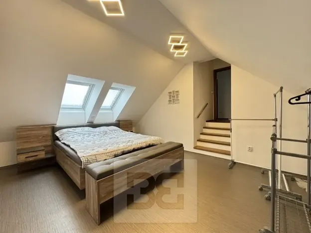 Pronájem rodinného domu, Uhřice, 123 m2