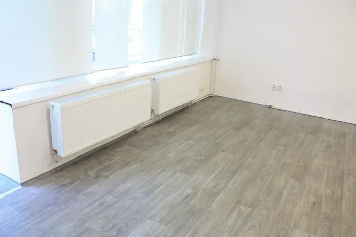 Pronájem kanceláře, Zlín, nám. T. G. Masaryka, 68 m2