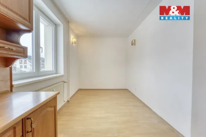 Prodej bytu 3+1, Město Touškov, Partyzánská, 81 m2