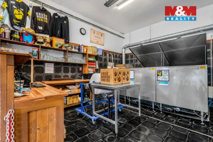 Prodej obchodního prostoru, Kraslice - Tisová, 560 m2