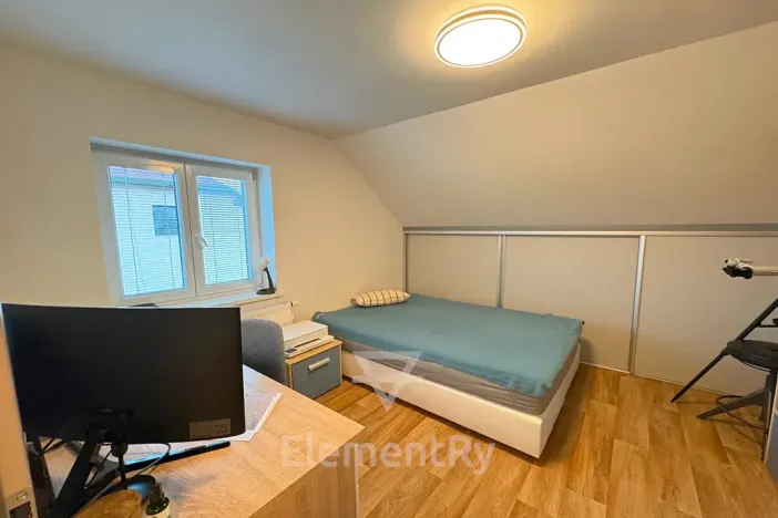 Pronájem bytu 4+kk, Hradec Králové, Mikoláše Alše, 102 m2