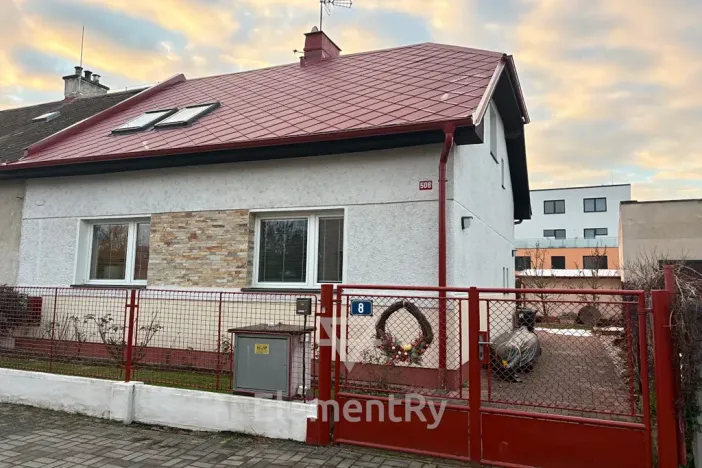 Pronájem bytu 4+kk, Hradec Králové, Mikoláše Alše, 102 m2