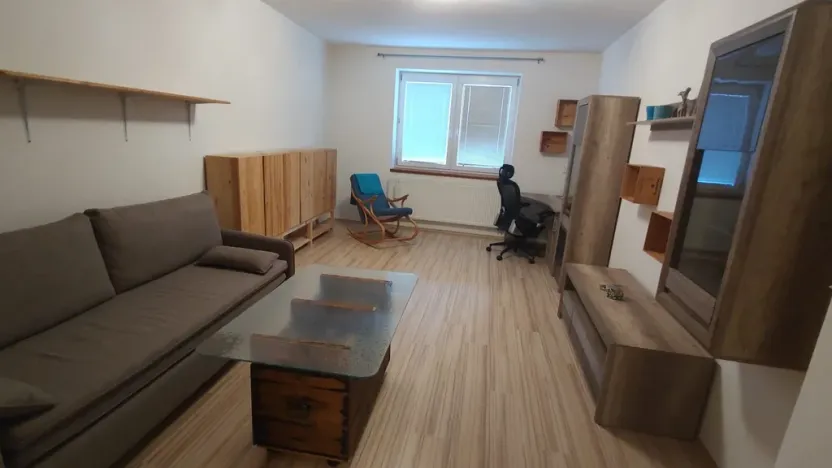 Pronájem bytu 2+1, Rosice, Pod Zahrádkami, 66 m2