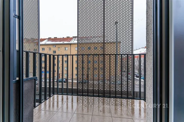 Pronájem bytu 1+kk, Praha, Kolbenova, 30 m2