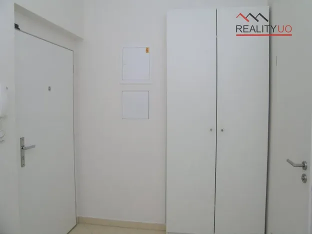 Prodej bytu 1+kk, Praha - Zličín, Sazovická, 37 m2