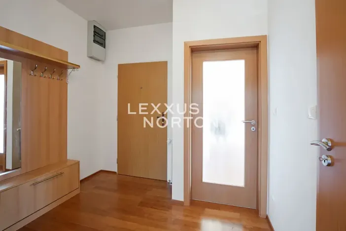 Pronájem bytu 4+kk, Praha - Veleslavín, Pod dvorem, 106 m2