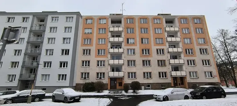 Prodej bytu 2+1, Cheb, Stavbařů, 63 m2