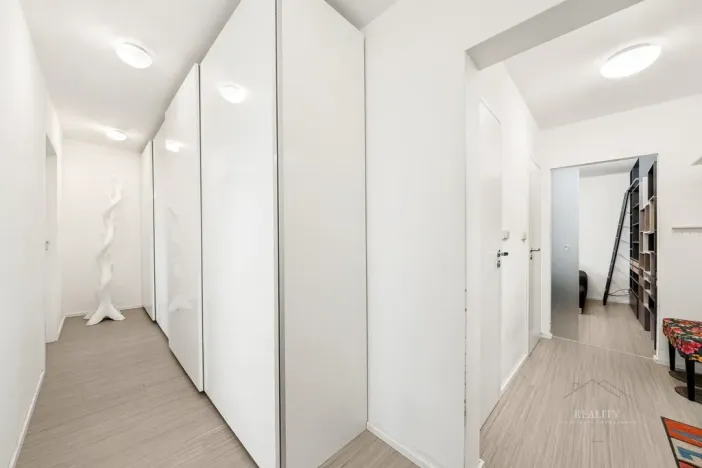 Pronájem bytu 3+kk, Praha - Žižkov, U kněžské louky, 67 m2