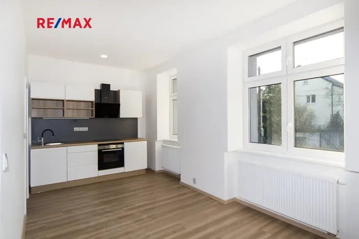 Prodej činžovního domu, Ústí nad Labem, náměstí Prokopa Velikého, 576 m2