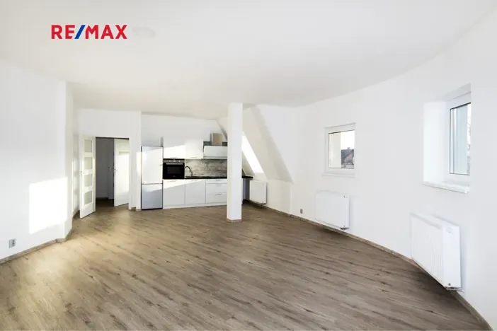 Prodej činžovního domu, Ústí nad Labem, náměstí Prokopa Velikého, 576 m2