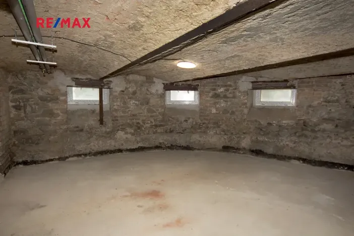 Prodej činžovního domu, Ústí nad Labem, náměstí Prokopa Velikého, 576 m2