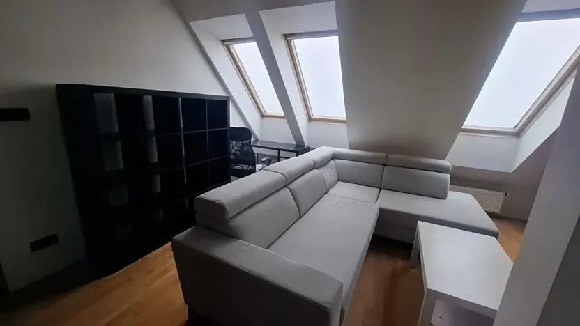 Pronájem bytu 2+kk, Brno, Kounicova, 52 m2