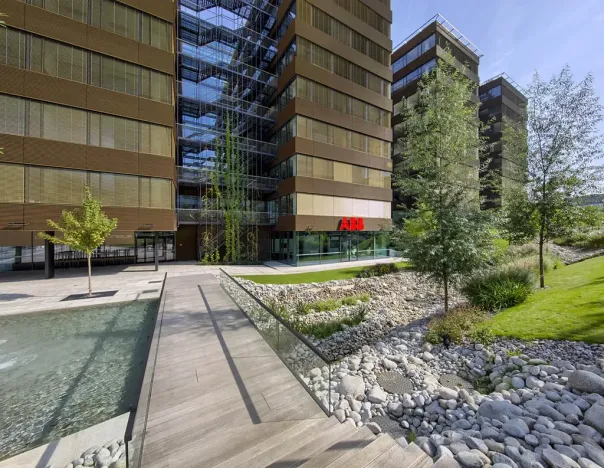 Pronájem kanceláře, Praha - Michle, Za Brumlovkou, 2030 m2