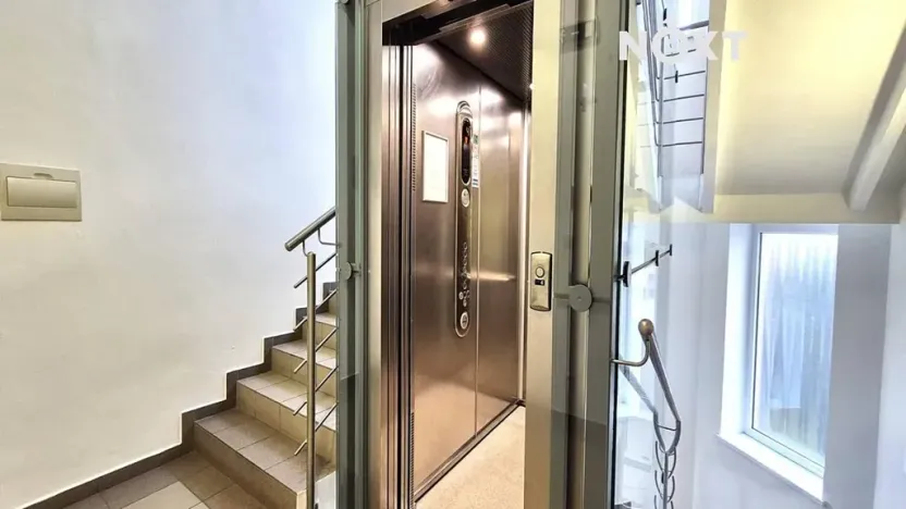 Pronájem kanceláře, Brno, Bezručova, 66 m2