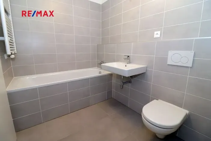 Pronájem bytu 2+kk, Chrudim, Luhanova, 48 m2