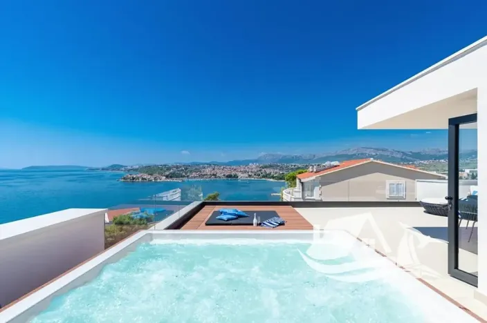 Prodej vily, Split, Chorvatsko, 390 m2