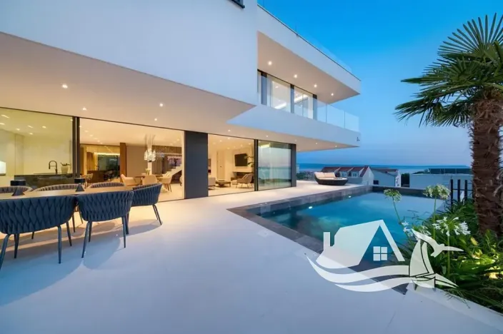 Prodej vily, Split, Chorvatsko, 390 m2