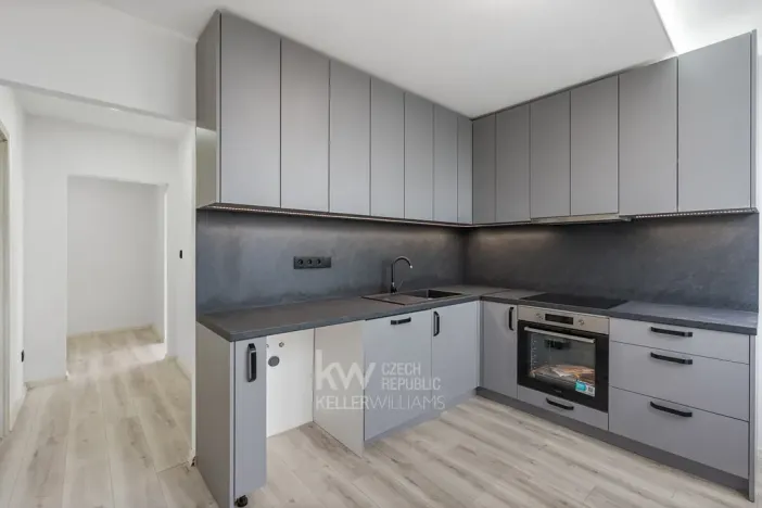 Prodej bytu 2+1, Praha - Troja, Olštýnská, 48 m2