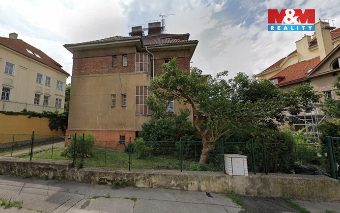 Prodej činžovního domu, Praha - Libeň, Valčíkova, 709 m2