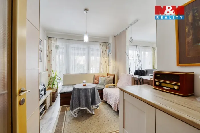 Prodej bytu 1+kk, Praha - Pitkovice, Májovková, 36 m2