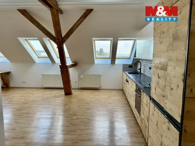 Pronájem bytu 2+kk, Praha - Bubeneč, Terronská, 70 m2