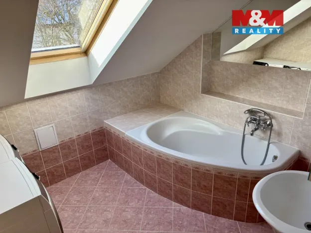 Pronájem bytu 2+kk, Praha - Bubeneč, Terronská, 70 m2