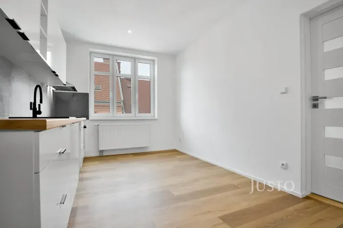 Pronájem bytu 2+1, Děčín, Plzeňská, 67 m2