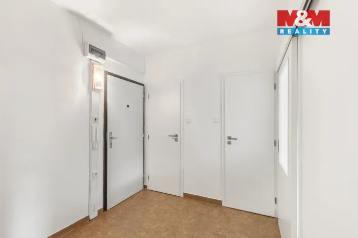 Prodej bytu 2+kk, Praha - Modřany, Urbánkova, 44 m2