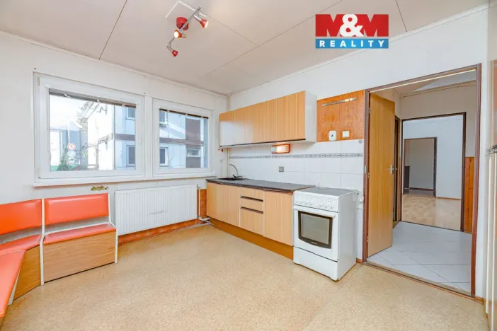 Prodej bytu 3+1, Nové Město nad Metují - Krčín, Černčická, 56 m2