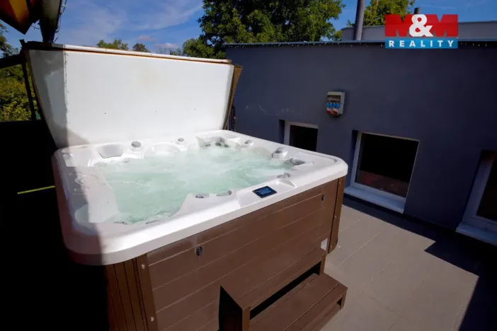 Prodej rodinného domu, Nové Dvory, 190 m2