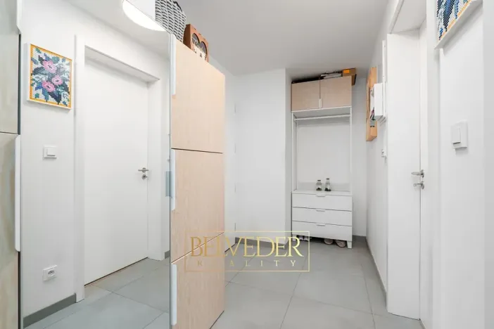 Prodej bytu 2+kk, Praha - Hodkovičky, Šenácká, 53 m2