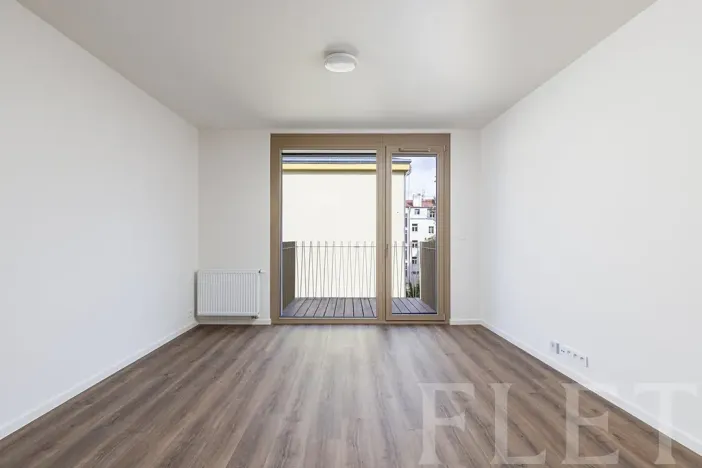 Pronájem bytu 2+kk, Praha - Žižkov, V domově, 50 m2
