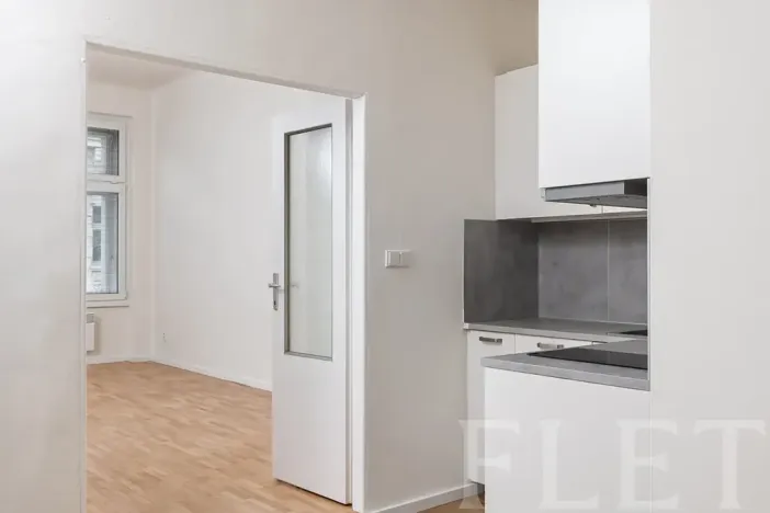 Pronájem bytu 1+1, Praha - Smíchov, Preslova, 47 m2