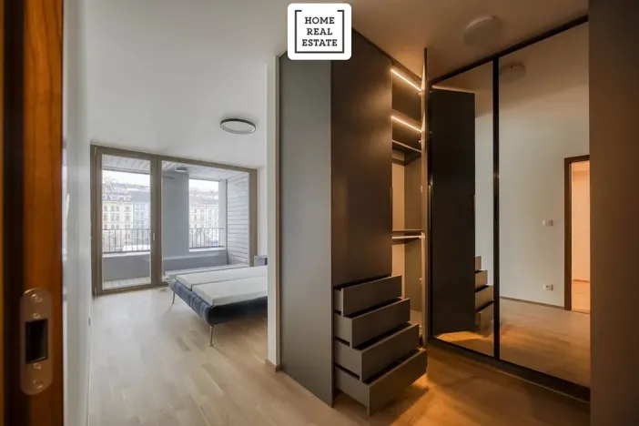 Pronájem bytu 2+kk, Praha - Smíchov, Vackové, 79 m2