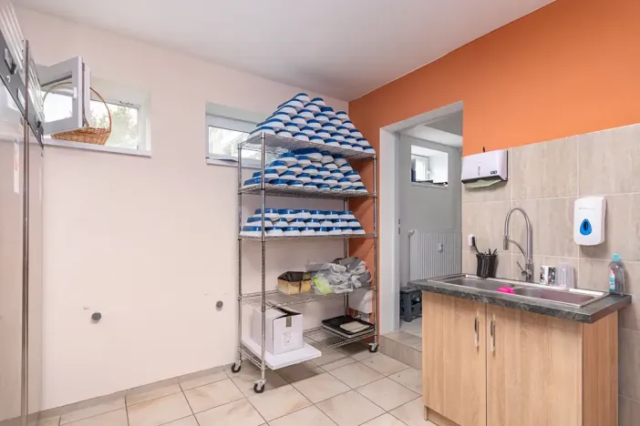 Prodej obchodního prostoru, Praha - Vršovice, Petrohradská, 68 m2