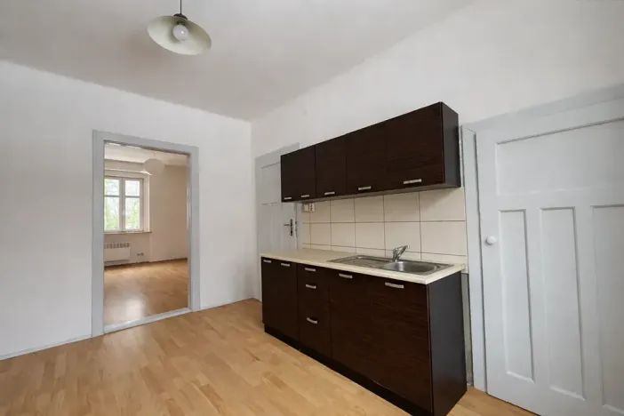Pronájem bytu 1+1, Karlovy Vary, Kollárova, 39 m2