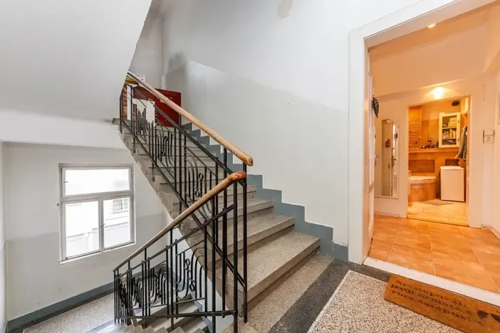 Pronájem bytu 2+1, Praha - Kobylisy, U třešňovky, 68 m2