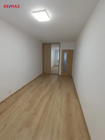 Pronájem bytu 3+kk, Praha - Vršovice, Taškentská, 57 m2