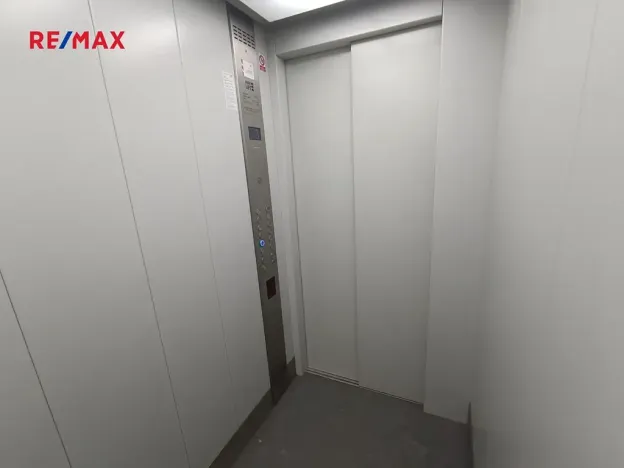 Pronájem bytu 3+kk, Praha - Vršovice, Taškentská, 57 m2