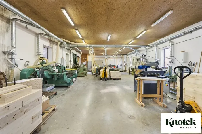 Pronájem výrobních prostor, Račice-Pístovice, 479 m2