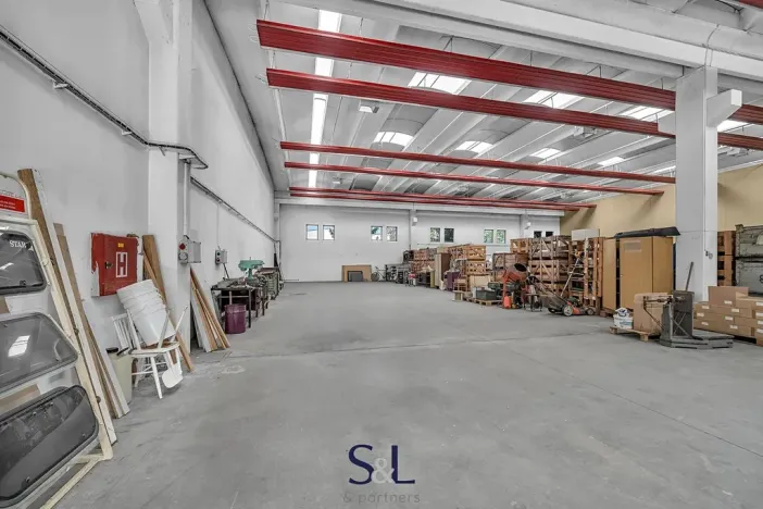 Prodej výrobních prostor, Turnov, Hruborohozecká, 2500 m2