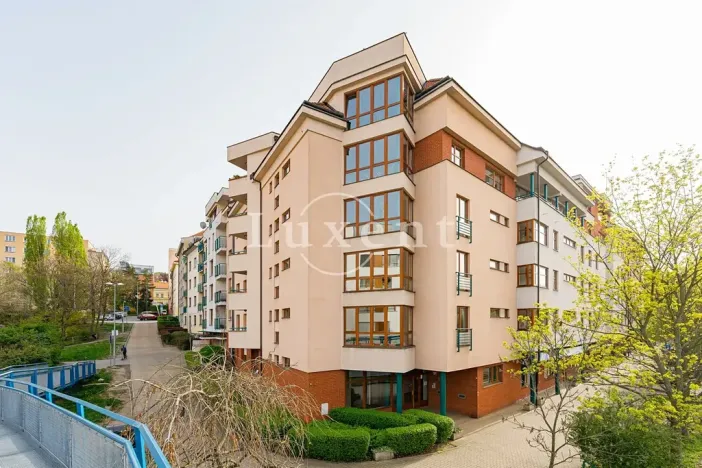 Prodej bytu 5+kk, Praha - Břevnov, Slavníkova, 294 m2