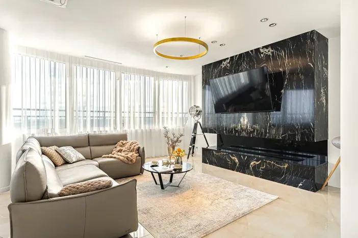 Prodej bytu 4+1, Praha - Stodůlky, Petržílkova, 506 m2