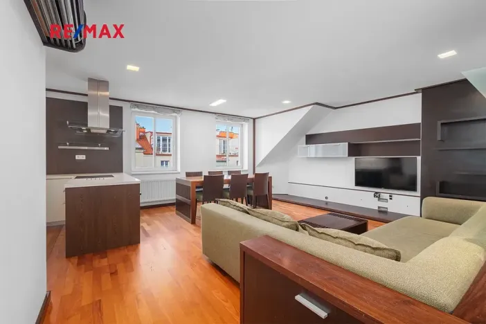 Prodej bytu 3+kk, Praha - Holešovice, Dobrovského, 107 m2