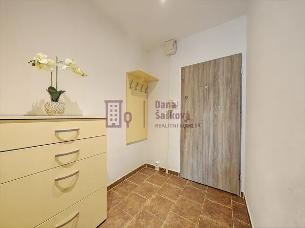 Pronájem bytu 3+1, Jindřichův Hradec, sídliště Vajgar, 64 m2