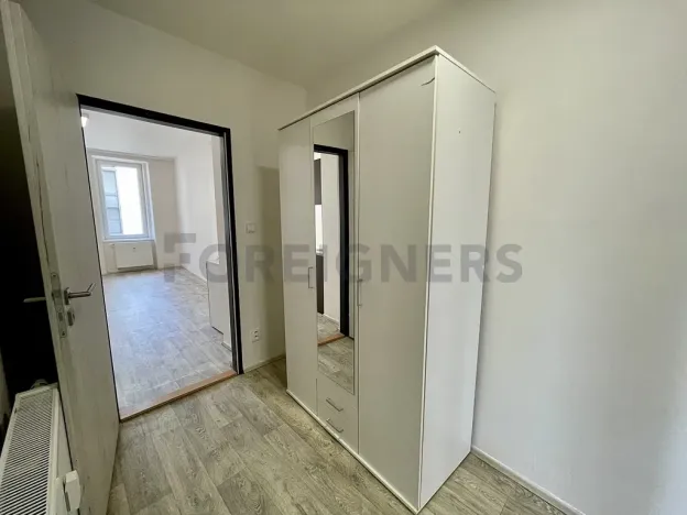 Pronájem bytu 1+kk, Brno, Bratislavská, 32 m2