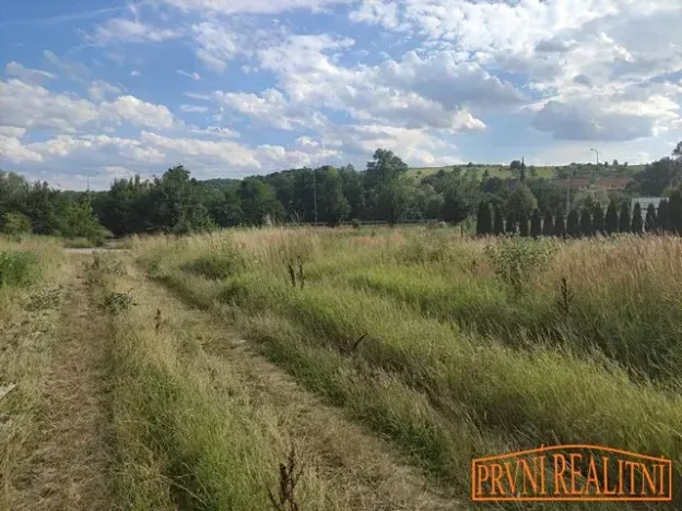 Prodej komerčního pozemku, Popovice, 8560 m2